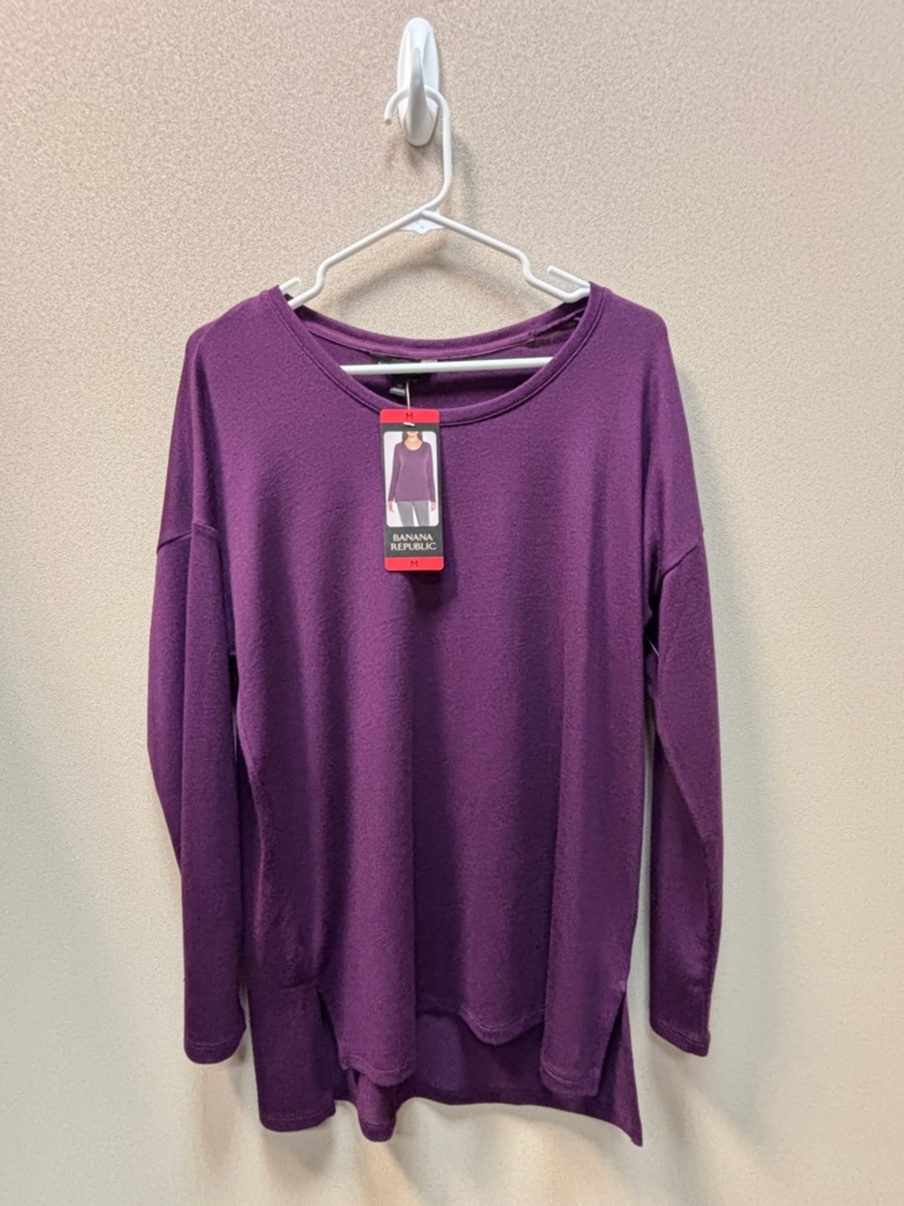 NWT Banana Republic Deep Purple W’s Med LS Crewneck Top. SoSoooft! Lightweight!